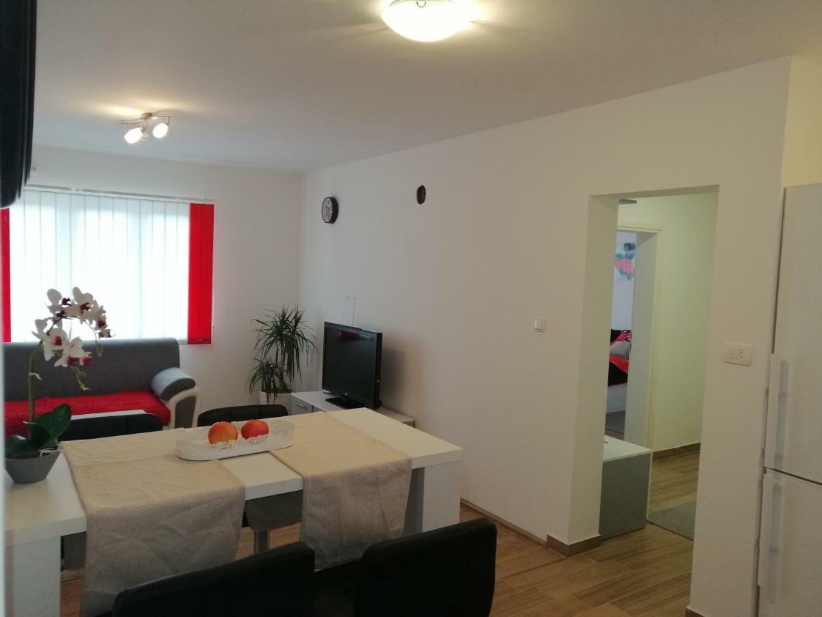 Cosy Apartment Road A6 Fuzine Luaran gambar
